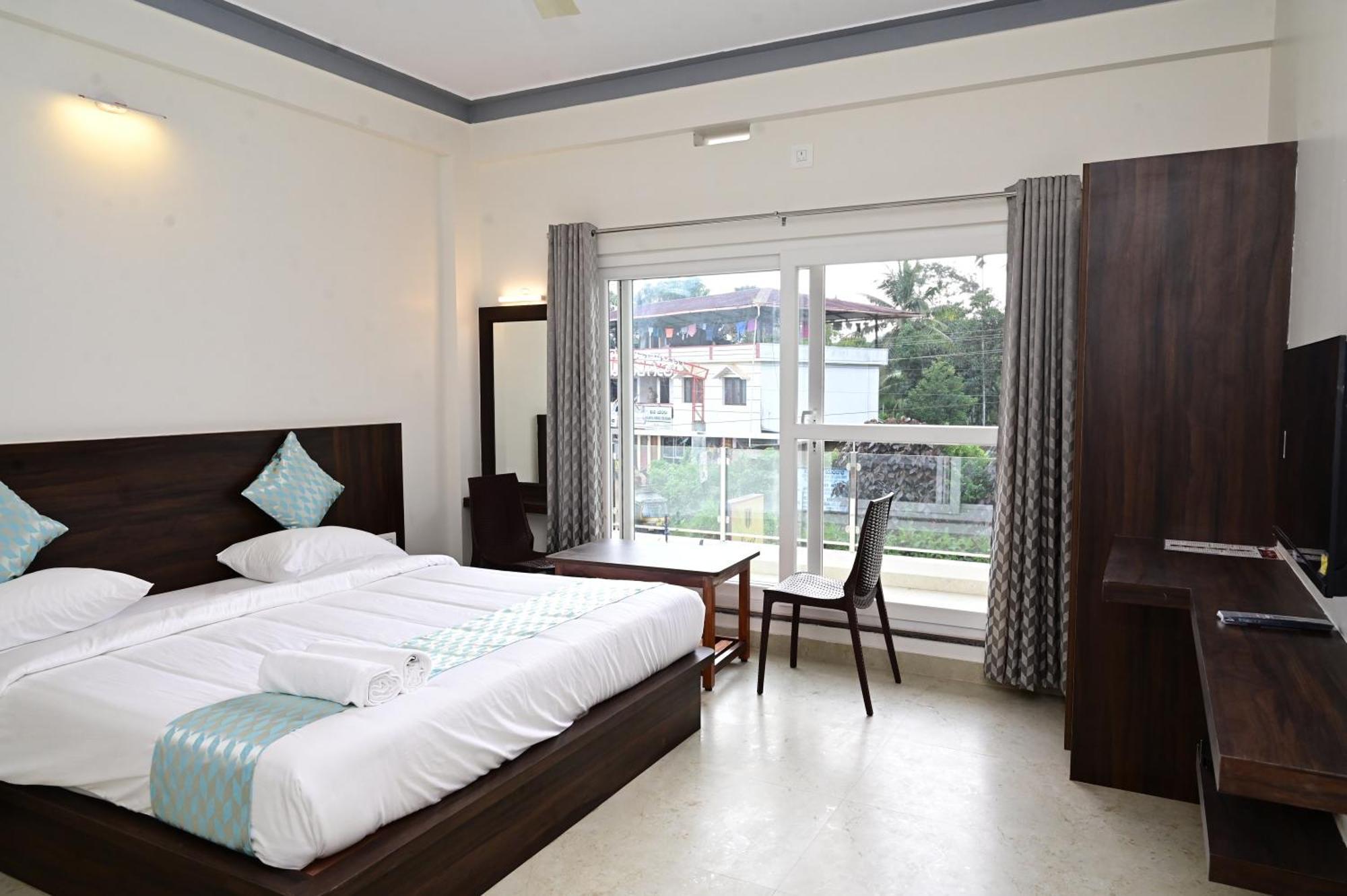 Grand Misty Heaven Villa Madikeri Exteriör bild