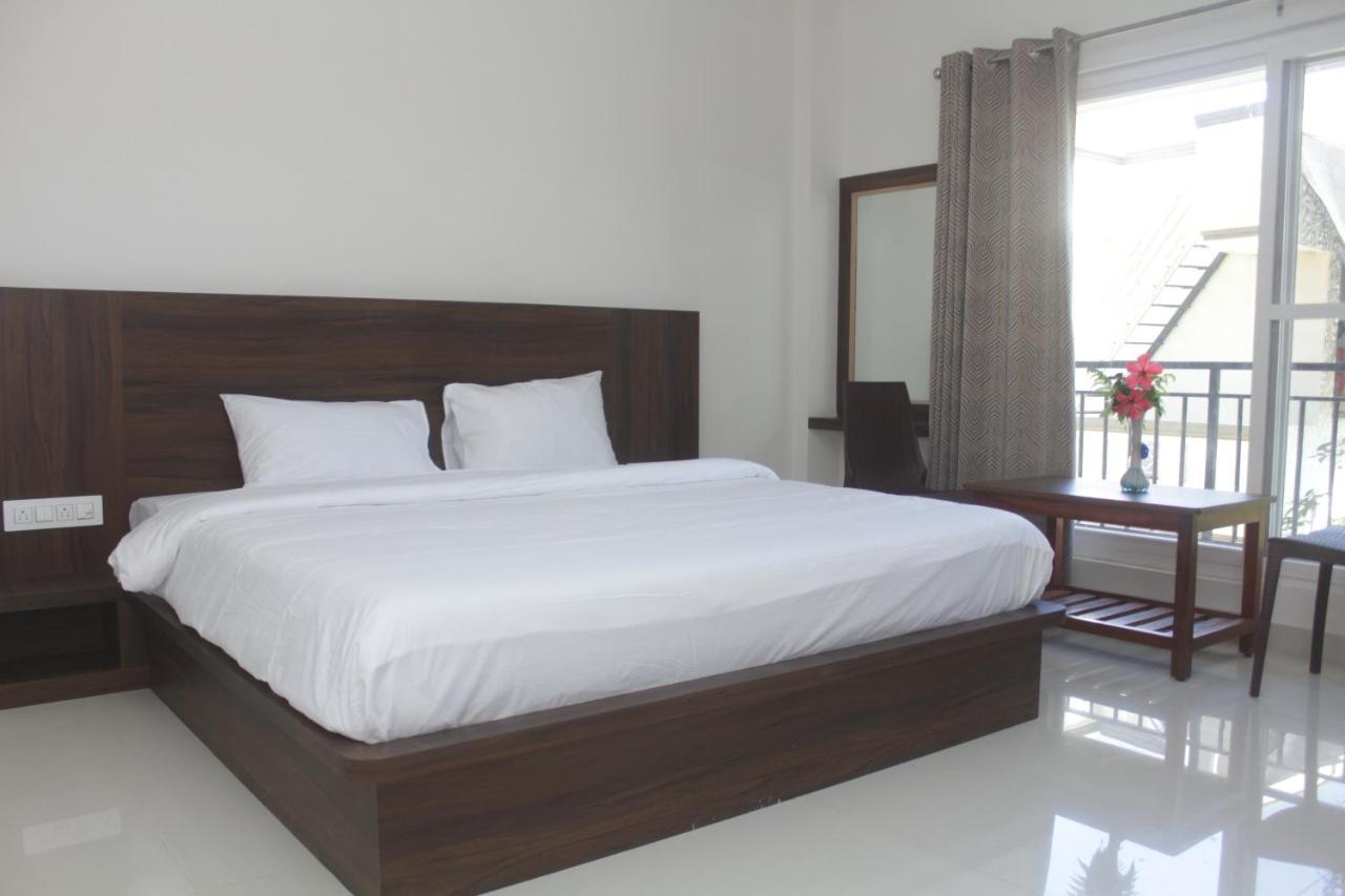 Grand Misty Heaven Villa Madikeri Exteriör bild