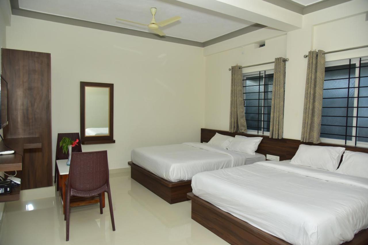 Grand Misty Heaven Villa Madikeri Exteriör bild